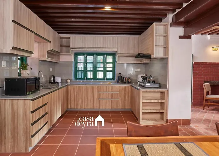 Villa Hajuri Kunj *
