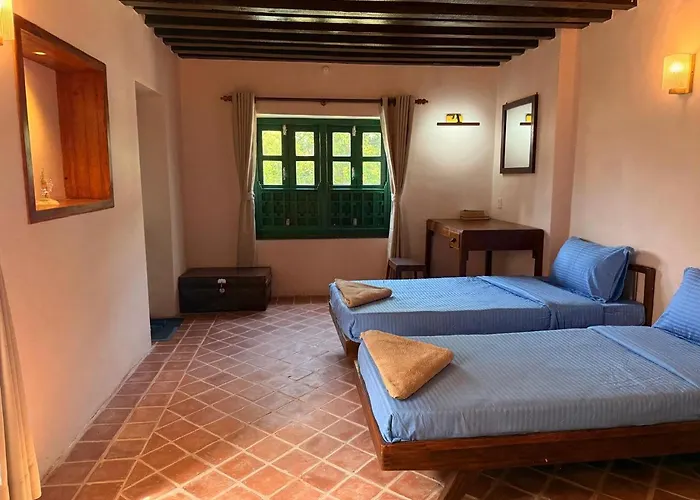 Hajuri Kunj Villa